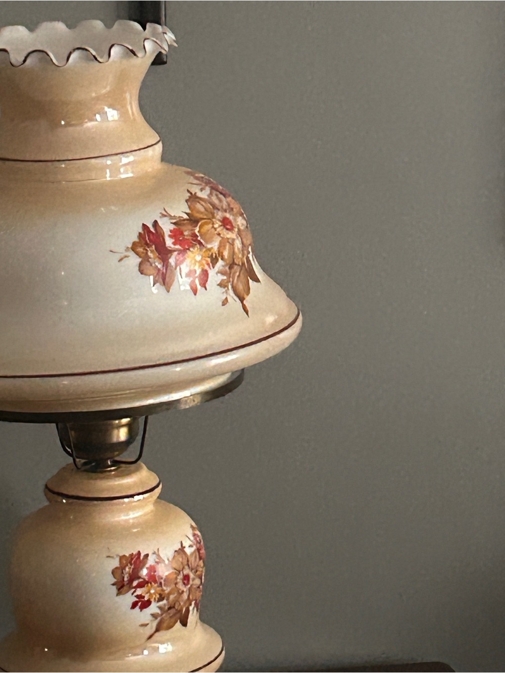 Vintage Floral Ceramic Table Lamp with Hand-Painted Flowers